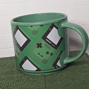 Rare 2016 Green Game Boy Color Coffee Mug Offiical Nintendo Product